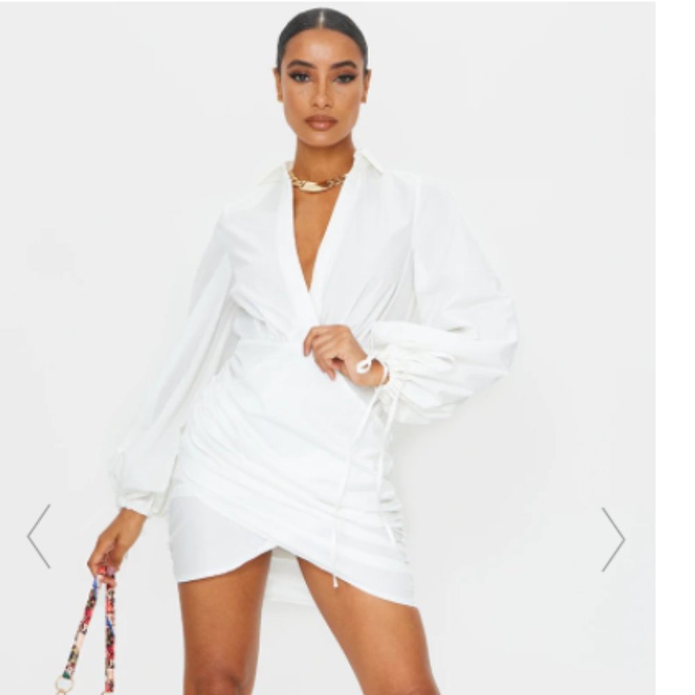 PRETTYLITTLETHING Woman's Short Dress